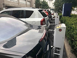 上海では新設商業施設の駐車スペースの10％に充電設備の設置を義務化