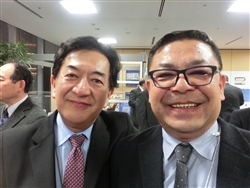 作家 田中康夫氏（左）とコネクテックジャパン代表の平田勝則氏