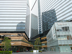 この春開業した「グラングリーン大阪 南館」