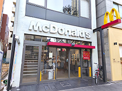 日本マクドナルドHDは全店売上高が過去最高を記録した