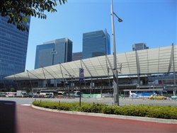 東京駅八重洲口の「グランフロント」