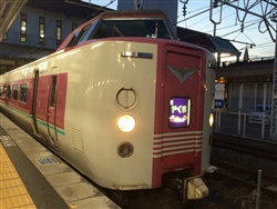 岡山駅から出雲市駅までを走る特急列車「やくも」