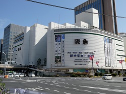 ハレ型の品揃えを強化した「神戸阪急」