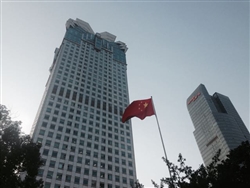 中国政府は、インフラ建設からハイテク技術で経済成長を牽引するモデルに転換中