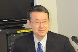 城風淳一氏