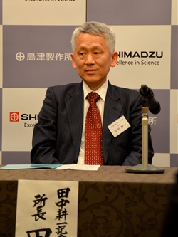 田中耕一氏