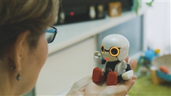 高い会話機能を持つ「KIROBO mini」