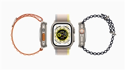 アップルはマイクロLEDの採用計画を事実上断念した（写真はApple Watch Ultra）