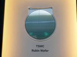 TSMCで生産したRubinウエハーも展示されていた