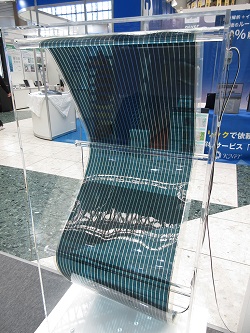 透過型OPVモジュール（GSIクレオス）