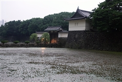 徳川家康は100年どころか250年の国家の平安を守った（江戸城の一角）