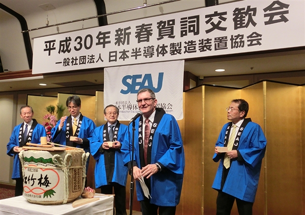 笑いが止まらない半導体製造装置メーカーは自らの設備投資も積極的