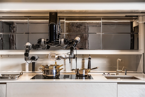 ロボットが日常的に調理する世界が近づいている 電子デバイス産業新聞 旧半導体産業新聞