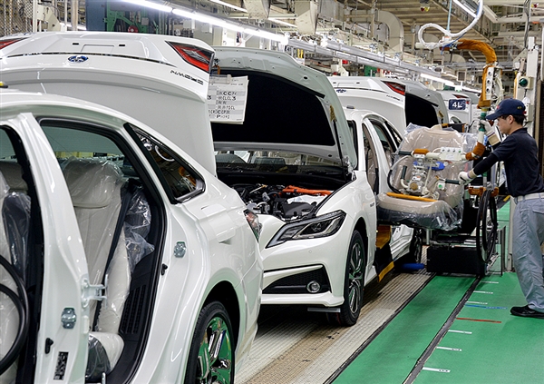 東南アジアのコロナ禍が車載部品供給を直撃 電子デバイス産業新聞 旧半導体産業新聞 東南アジアのコロナ禍が車載部品供給を直撃 電子デバイス産業新聞 旧半導体産業新聞